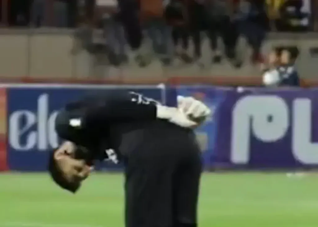 واکنش بیرانوند به شعارها در قزوین: تعظیم!