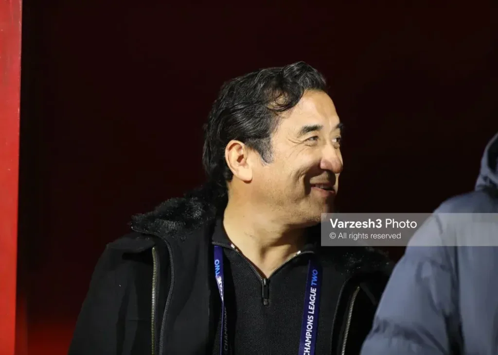 آلوز باید به قرارداد خود احترام بگذارد؛/ خداداد: پیشنهاد پرسپولیس خنده دار است!