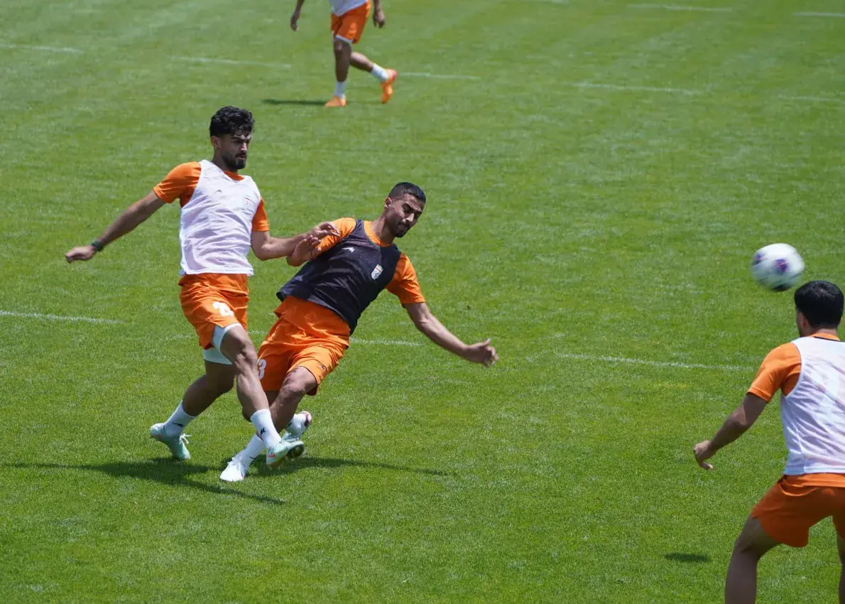 پیراهن ملی به حزباوی چشمک میزند