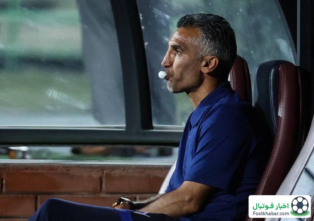 هاشمینسب به سوگ پدرش نشست