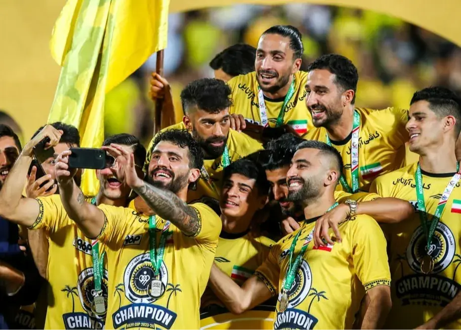 یک رکورد بی‌نظیر در انتظار رامین و نورافکن