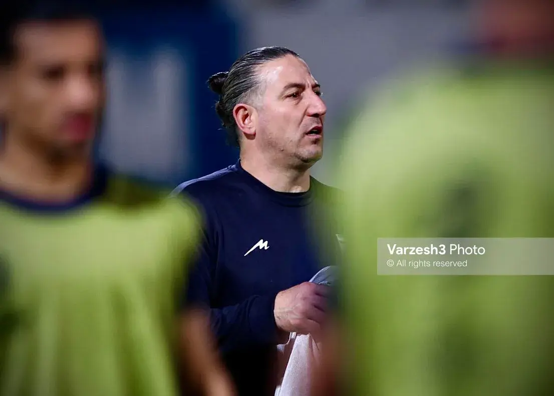 آندو دوباره بازوبند کاپیتانی تیم ملی را به بازو بست