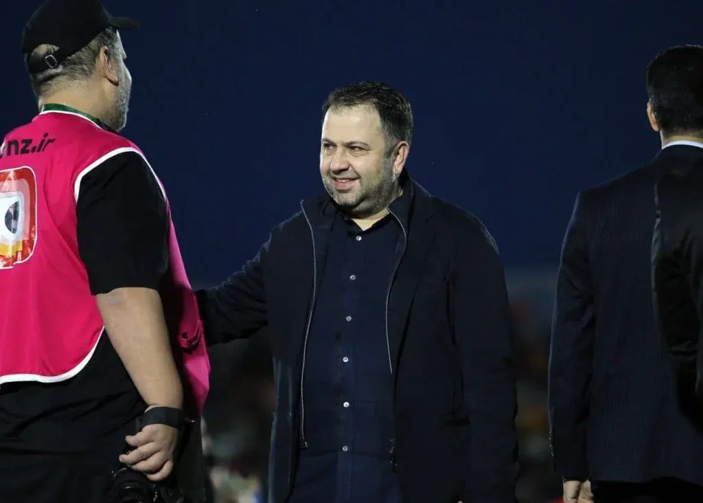 بابایی: قرار نیست من چادرملو را ببندم