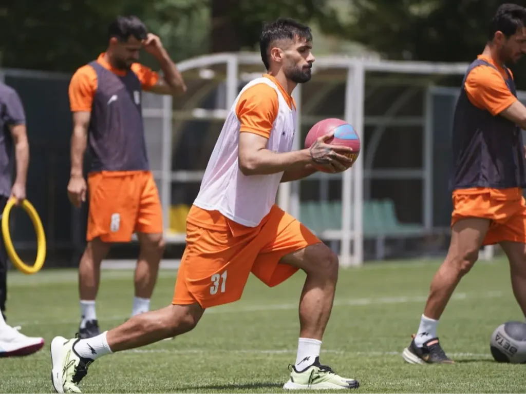 عکس اختصاصی از آقاسی و تیم جدیدش