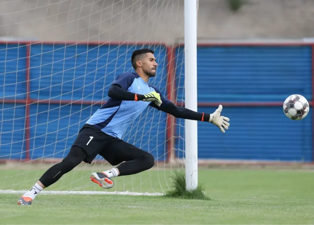 کاپیتان استقلال به هت‌تریک شکست نه می‌گوید