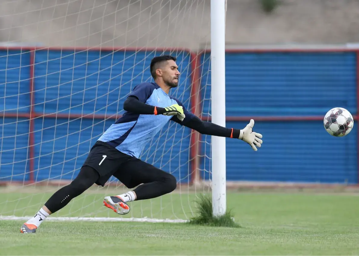 کاپیتان استقلال به هت‌تریک شکست نه می‌گوید