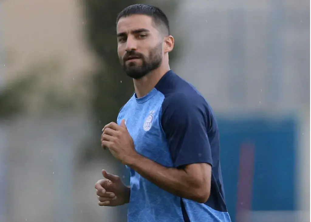 مهرداد محمدی برای تراکتور به میدان رفت