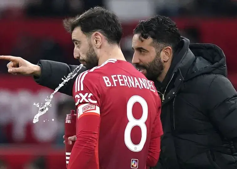 آموریم تکلیف برونو در یونایتد را روشن کرد