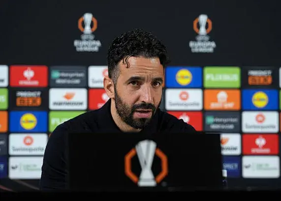 آموریم: پیروزی سه هیچ تضمینی برای صعود نیست!