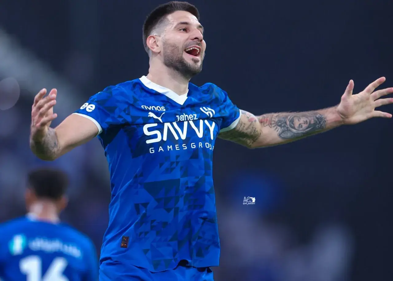 الهلال قبل از جام جهانی جلاد صرب را اخراج می‌کند