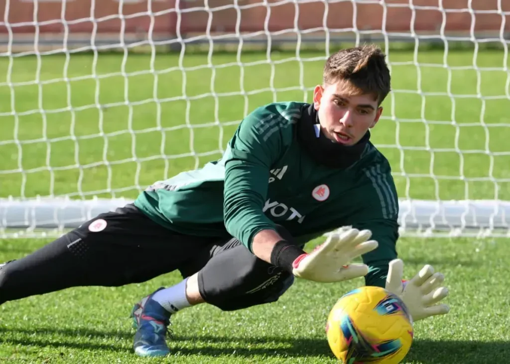 اولین خرید تابستانی: گلر رم در پاری‌سن‌ژرمن