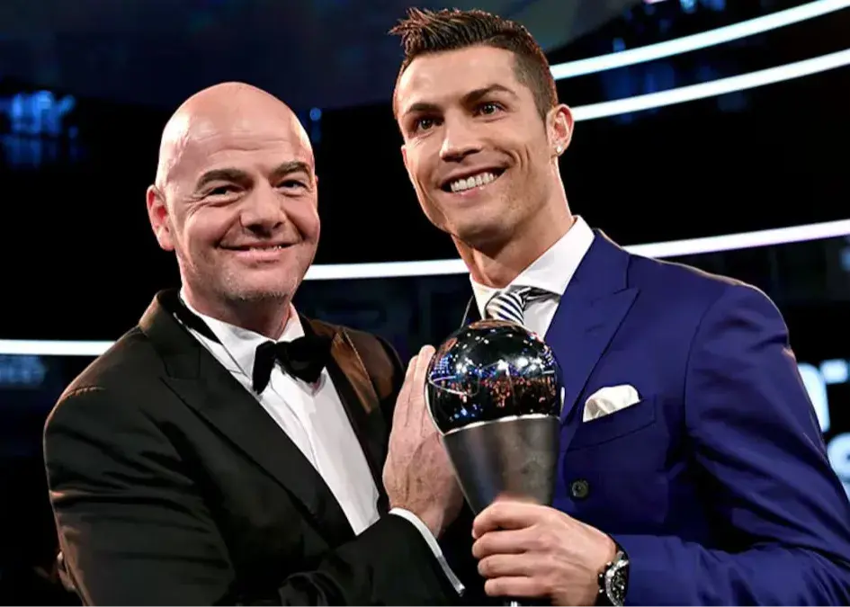 اینفانتینو بمب رونالدو را تایید کرد