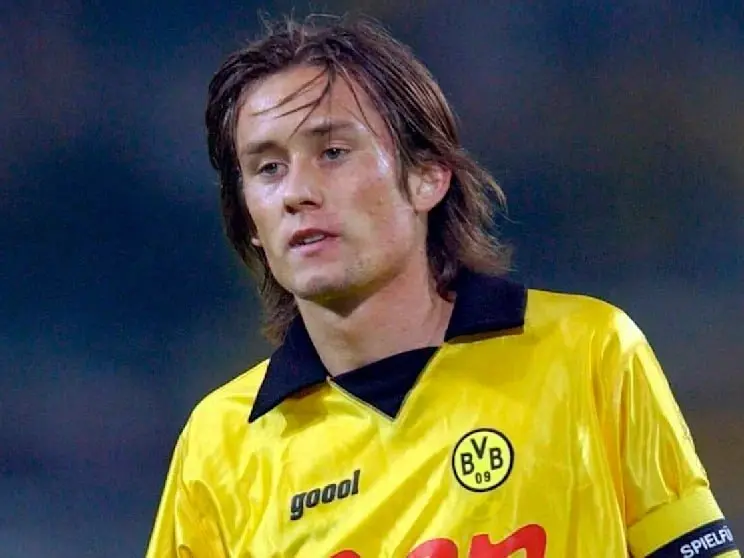 حمله قلبی ستاره سابق آرسنال را به بیمارستان کشاند