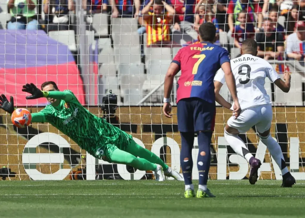 رئال دو برابر بارسا پنالتی داشت: تاثیر تلویزیون رئال!‏