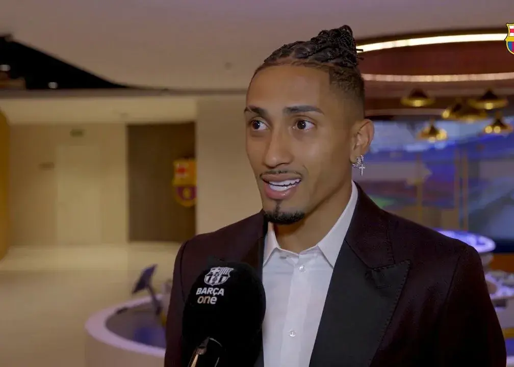 رافینیا: می‌خواهم تا آخر فوتبالم در بارسلونا بمانم!