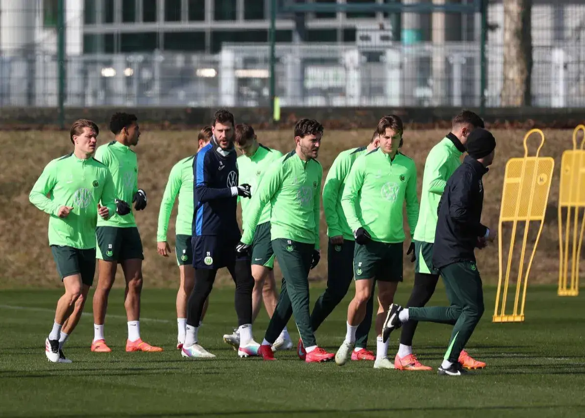 رسوایی در بوندسلیگا: کتک‌کاری در تمرین وولفسبورگ!