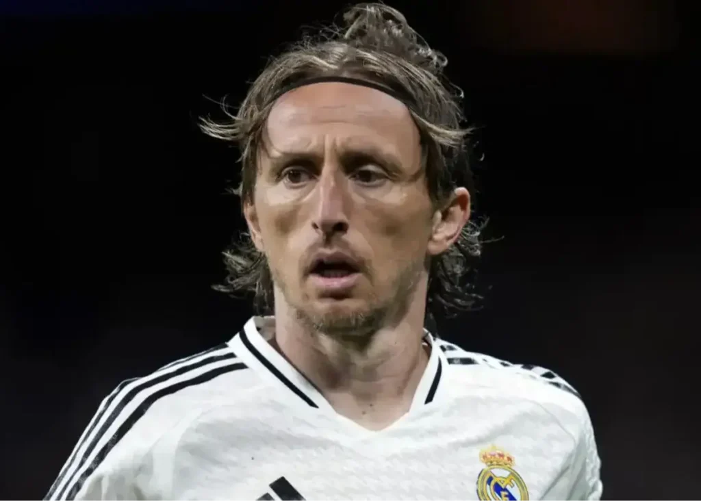 سرنخ از آینده مودریچ: لوکیتا در انگلیس!