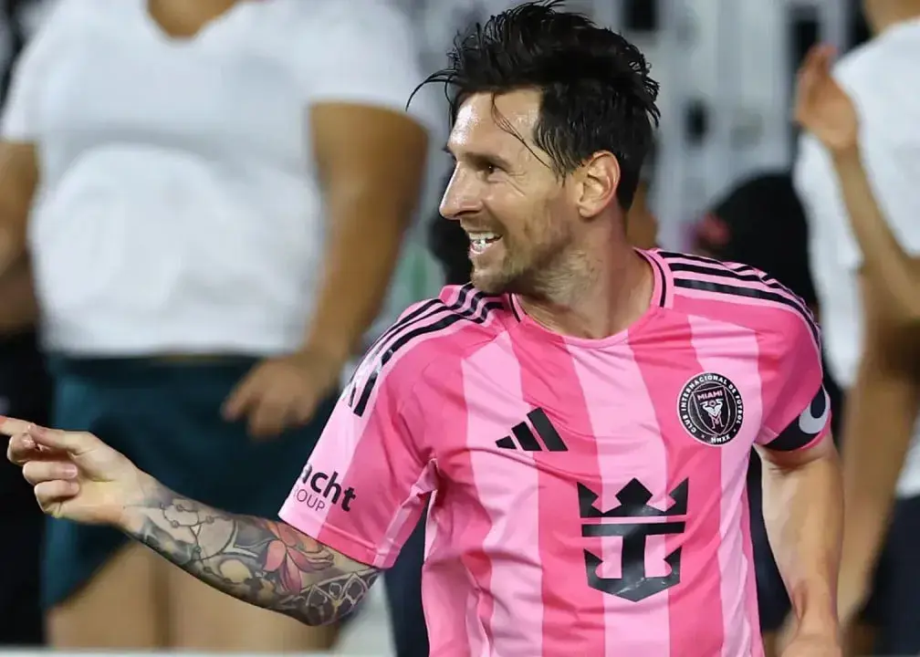 مسی طوری رفتار می‌کند انگار کارهایش ساده است!