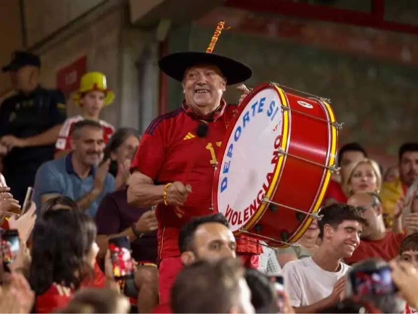 معروف‌ترین لیدر دنیا درگذشت