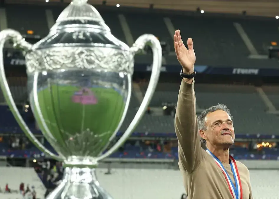 پاریس ۷۰۰ اینتر ۲۳۹: امپراتور لیگ قهرمانان