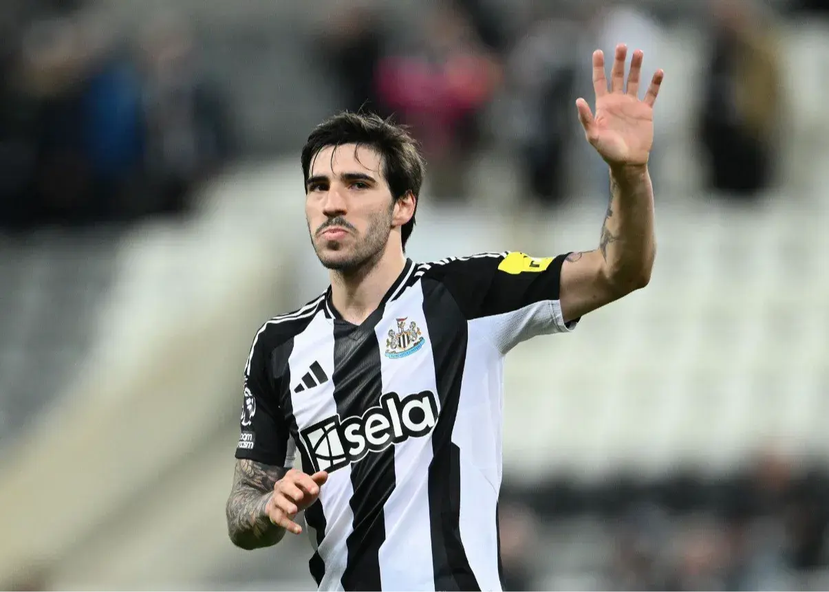 پاسخ منفی تونالی به یووه: مدیون نیوکسل هستم!