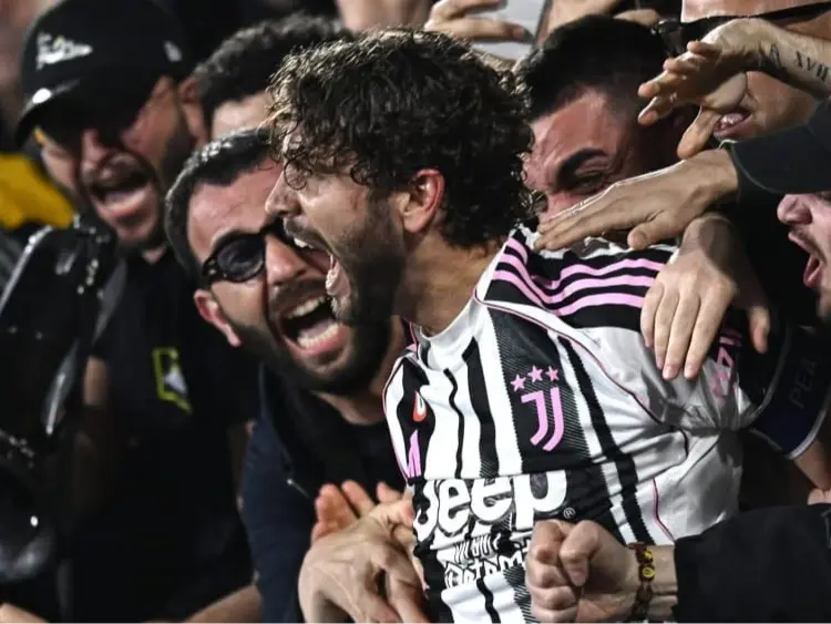 پنالتی را من زدم چون کاپیتان تیم هستم