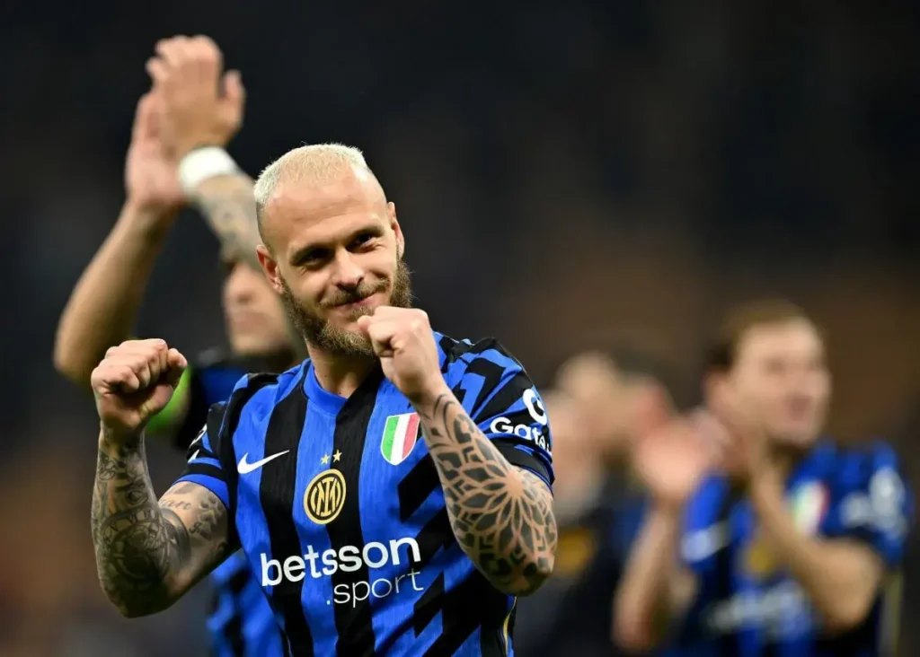 کارلوس: دی‌مارکو از بهترین مدافعان چپ دنیاست!