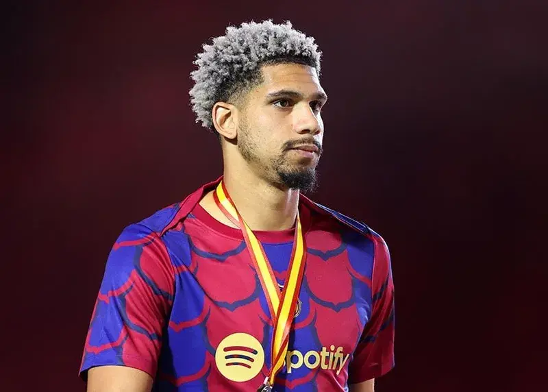 کاپیتان بارسا قصد جدایی ندارد: در بهترین باشگاهم