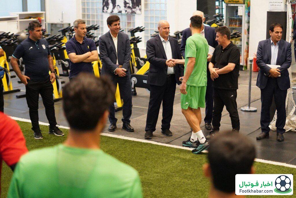 حضور غیرمنتظره تاج برای درخواست از ملی‌پوشان