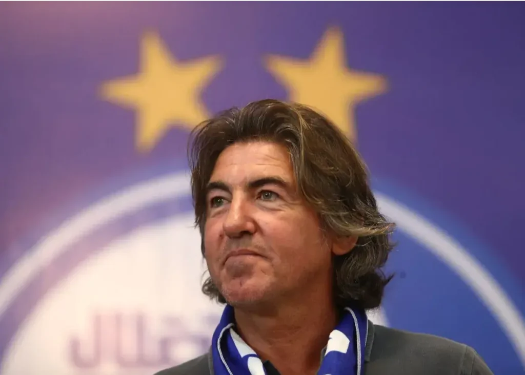 استقلال-ساپینتو، یکی از آنها باید آپدیت شود!