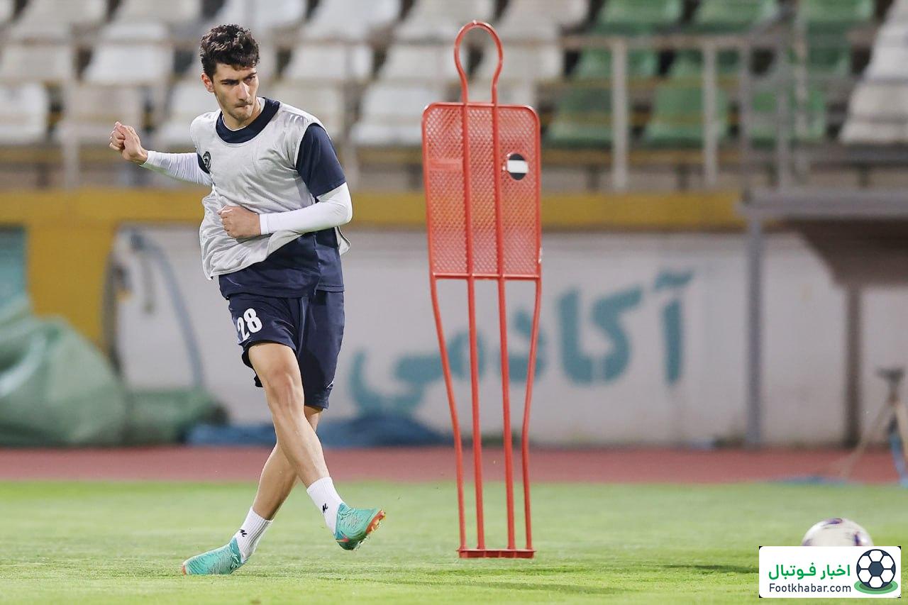 اولین واکنش رزاقی‌نیا به استقلالی شدن