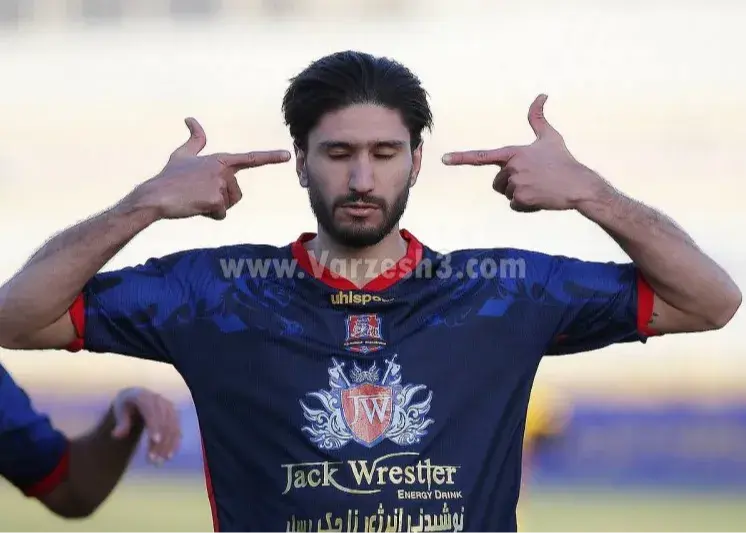 مدافع سابق استقلال شاگرد حدادی‌فر شد