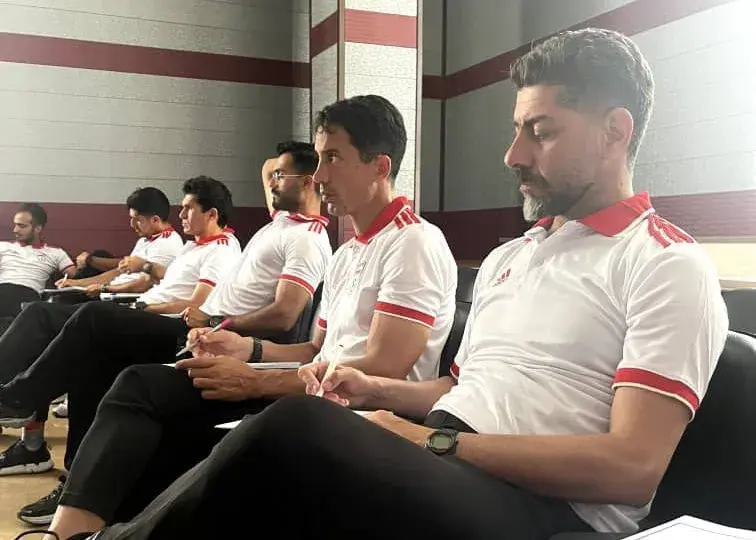 کمک داور بازنشسته، مربی بدنساز شد(عکس)