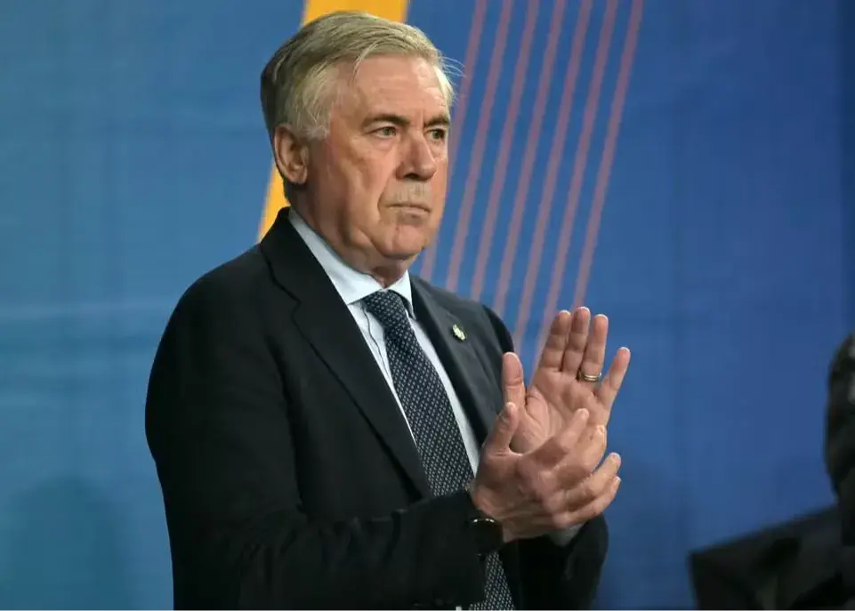 آنچلوتی: برزیل گل نخورد چون من ایتالیایی‌ام!