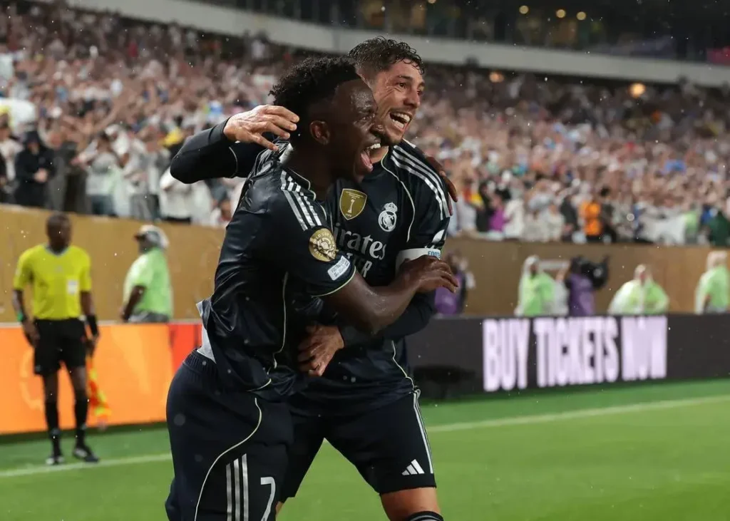 انتظار نداشتم وینیسیوس چنین پاسی ارسال کند!