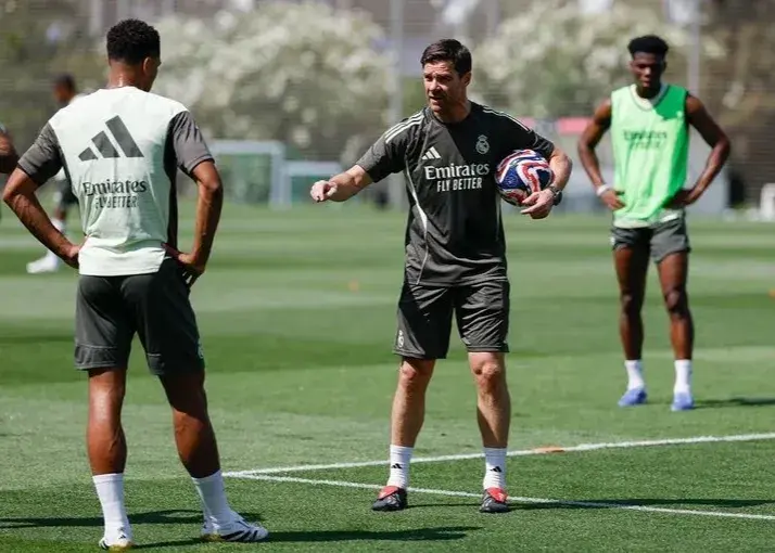 اولین تمرین دو کهکشانی‌ جدید رئال با ژابی (عکس)