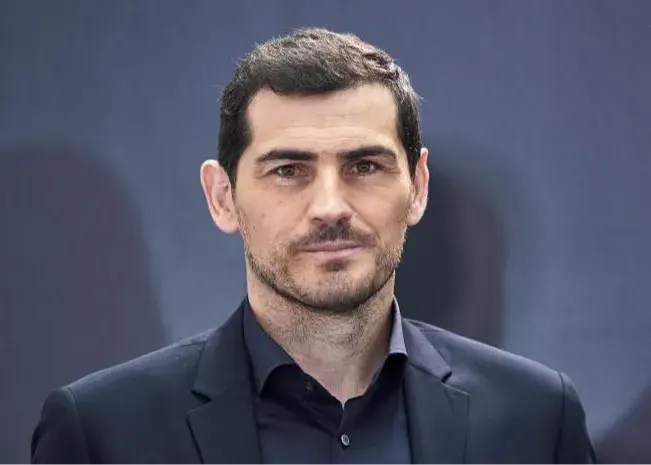 ایکر کاسیاس بمب را منفجر کرد!