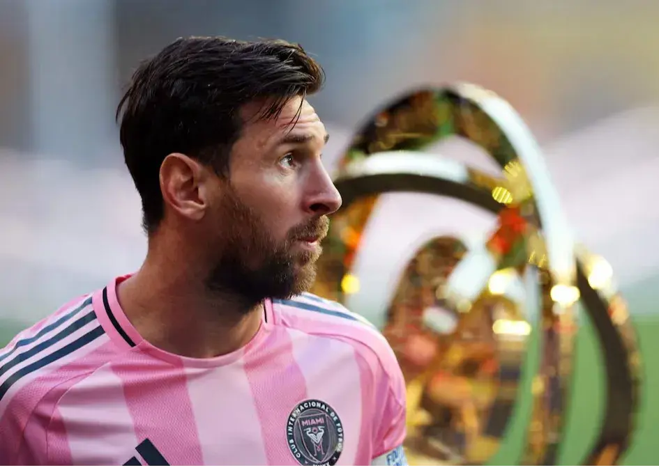 انتقاد تند از مسی: پول می‌گیری که بازی کنی!