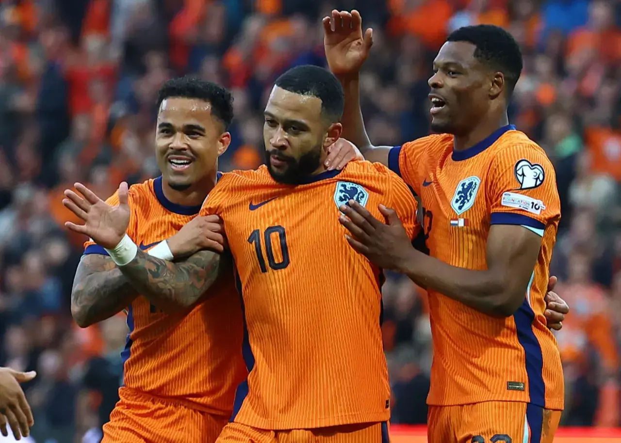 تاریخ‌سازی ستاره سابق بارسا در فوتبال هلند