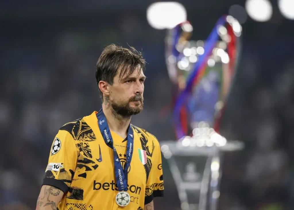 تبعات باخت سنگین اینتر: آچربی با تیم ملی قهر کرد!‏