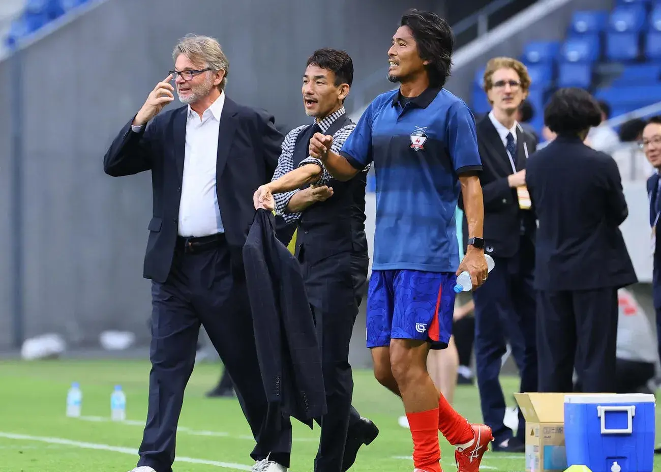 تروسیه به ژاپن برگشت (عکس)