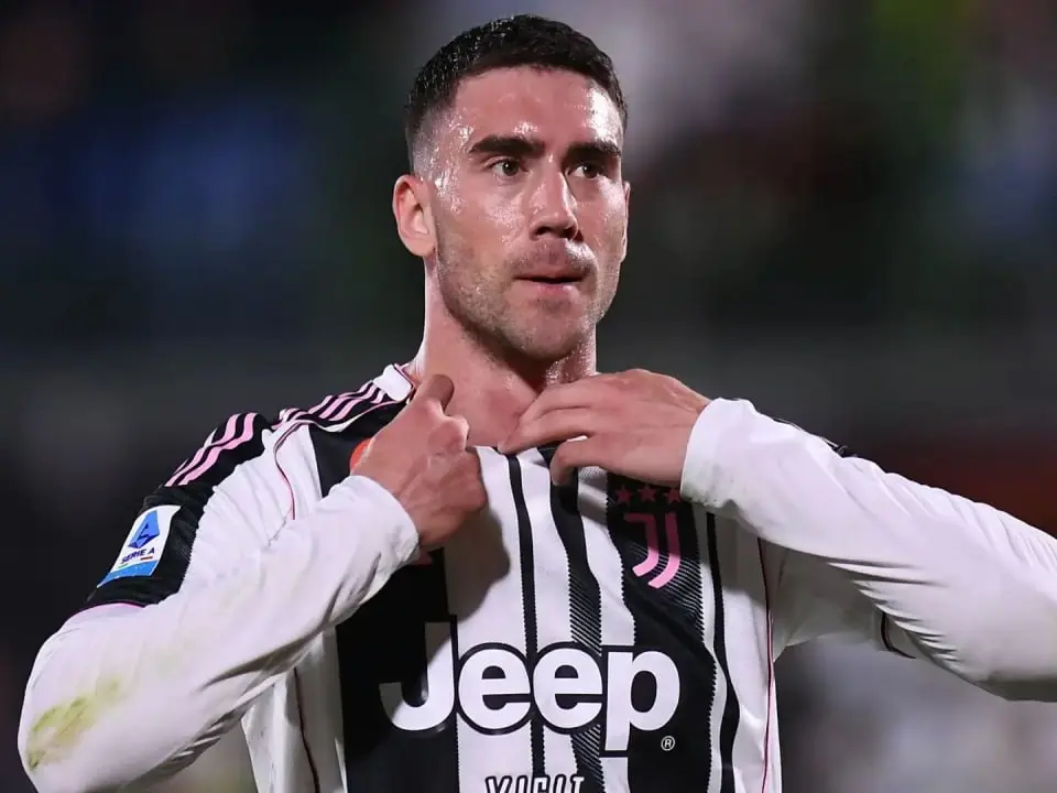 پیشنهاد عجیب میلان به ستاره جدایی‌طلب یوونتوس