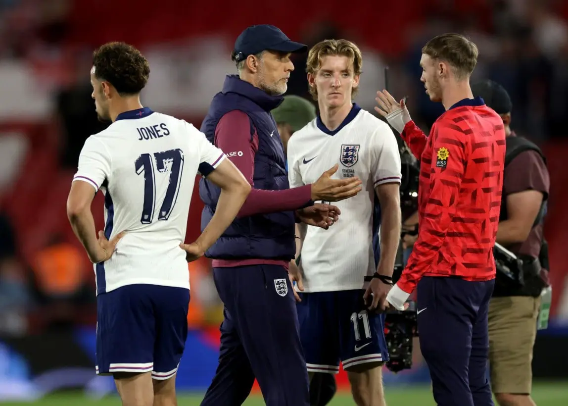 توخل و کاپیتان علیه داور: برد ما را گرفتند!