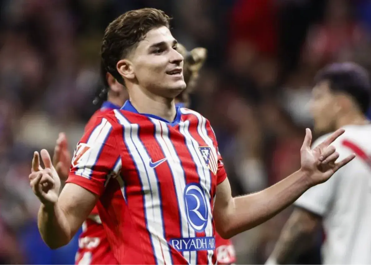 خولین آلوارز بارسا را دوست دارد ولی در اتلتیکو می‌ماند