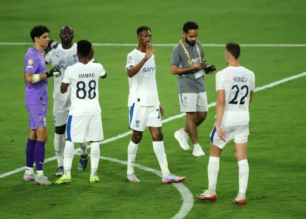 الهلال ۱۶۰۰ میلیارد از امریکا به جیب زد!