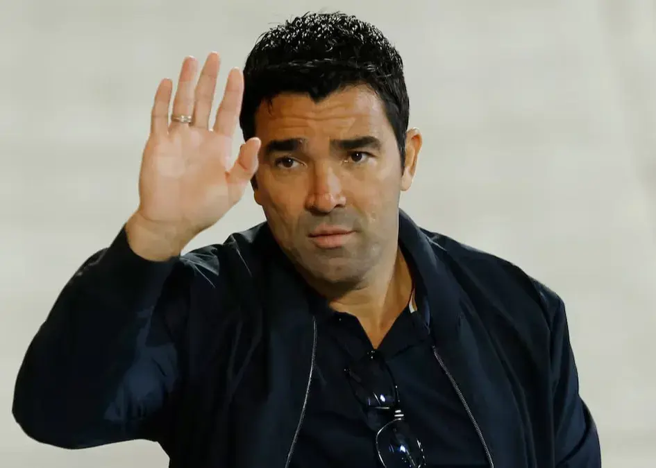 دکو برای خرید نیکو پرواز کرد!