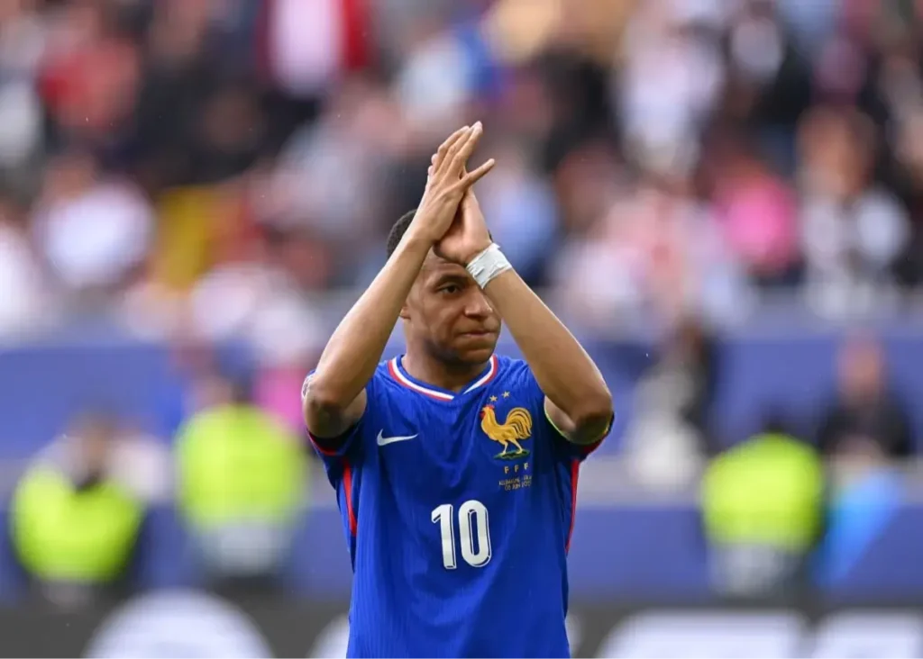 روز رویایی امباپه: یک قدم تا آقای گلی تیم ملی فرانسه