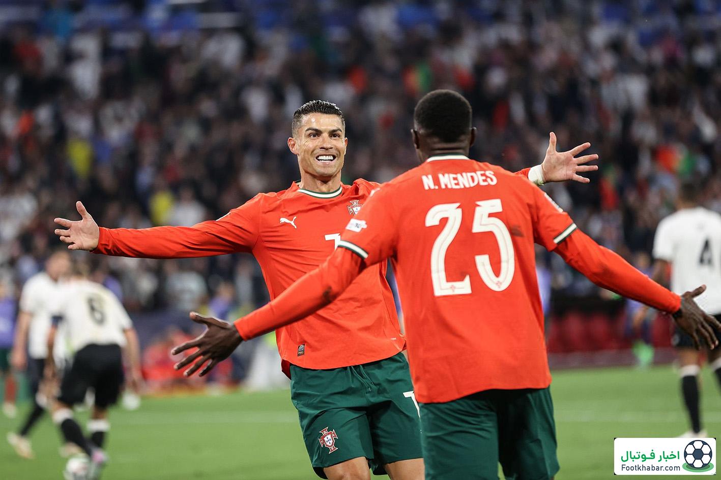 رونالدوی ابدی: جنگ اسطوره با نسل z در فینال