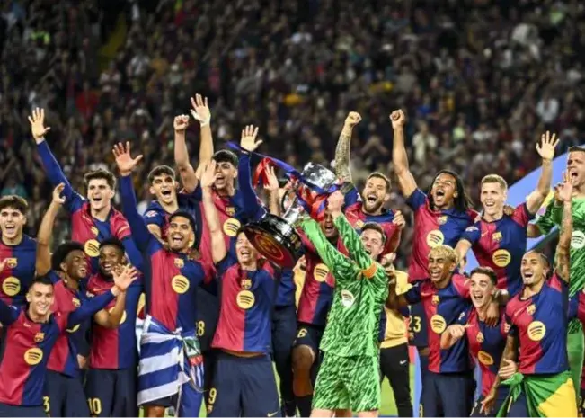 سه‌گانه بارسا ۲۴ میلیون یورو آب خورد!