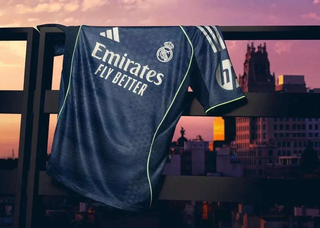 شب‌های برنابئو روی پیراهن جدید رئال! (عکس)